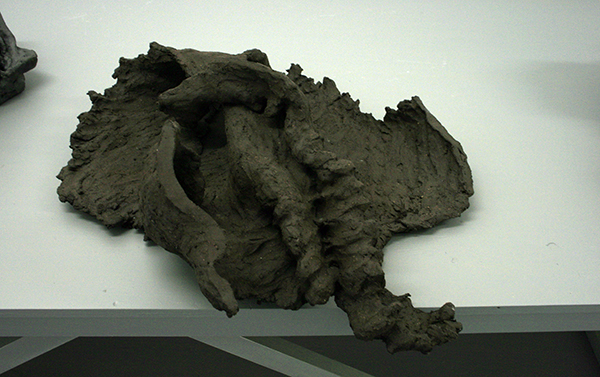 Maartje Korstanje - Untitled - Gebakken klei