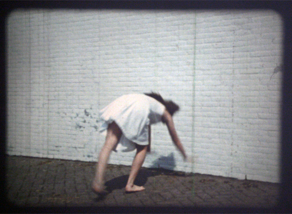 Marijke van Warmerdam - Handstand Marijke van Warmerdam - Handstand