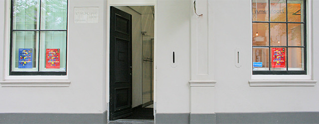 Het verhaal van het modernisme kan worden samengevat als een zoektocht naar de utopie, een zoektocht naar een waarheid. Met de opkomst van Dada zou je kunnen stellen dat de [&hellip;]