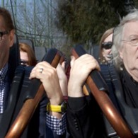 MOTI vroeg Joost Zwagerman die vervolgens heel veel prominenten vroeg om hun beeld van de 21e eeuw te kiezen. Dat kan op vele manieren; historisch, cultureel, persoonlijk etc etc. Dat [&hellip;]