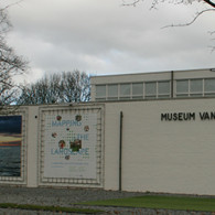 Een half jaar geleden zag ik in Haarlem een overzicht van Nederlandse kunst en de zee. Bij Van Bommel Van Dam gaan Nederlandse kunstenaars een zelfde relatie aan met het [&hellip;]