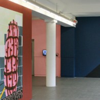 Ik heb mijn ergernis wel eens uitgesproken over musea die hun wanden een kleur geven, vaak wordt daar namelijk helemaal niet over nagedacht in relatie tot het werk wat er [&hellip;]