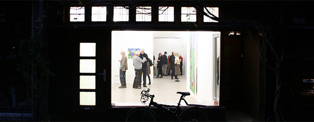 Het gebruiken van religie is niet vreemd binnen de beeldende kunstgeschiedenis. Eigenlijk is het tot en met de neoplastische stroming zelfs centraal geweest, het zoeken naar een universeel goddelijk principe. [&hellip;]