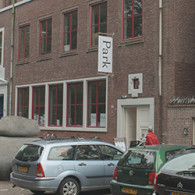 Hoe open je een nieuw kunstinitiatief georganiseerd door 6 totaal verschillende kunstenaars? Dat bleek heel simpel, iedere kunstenaar die bij het initiatief betrokken is nodigde op basis wederkerigheid een kunstenaar uit [&hellip;]