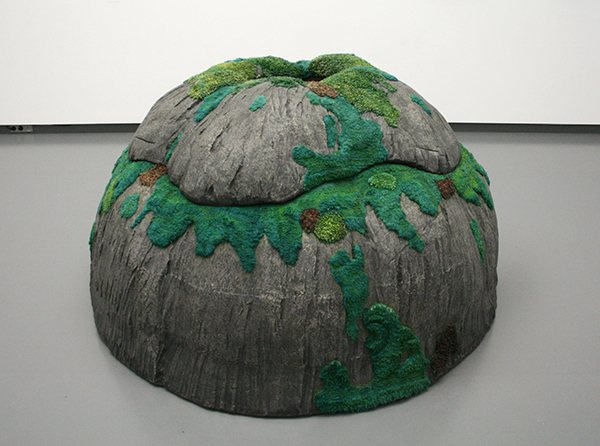 Piero Gilardi - Ondergronds - Interactieve installatie