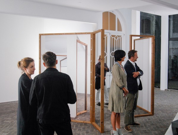 Pieter Huybrechts & Erki de Vries - The Book Prject #04 mm #01