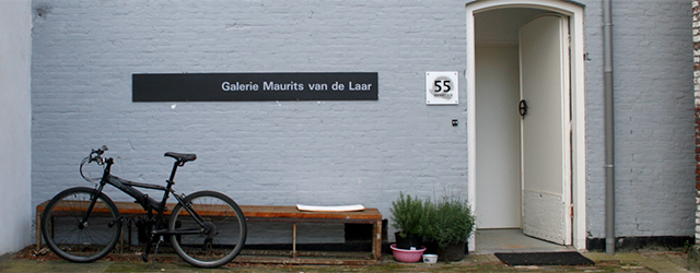 Soms is een galerie gewoon te klein en moet je dus uitwijken, Maurits van de Laar pakt groots uit bij Quartair waar drie schilders uit de Haagse omgeving; Erik Pape (1942), [&hellip;]