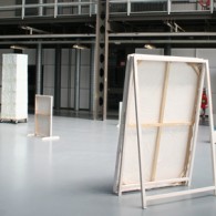 In de reeks Eindexamen Exposities ben ik ook naar Enschede en (later vandaag on-line) Arnhem gereisd. Groningen moet nog even wachten want de NS wilde niet meewerken. Om te beginnen [&hellip;]