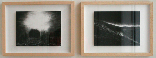 Raquel Maulwurf - Hideaway IX & Vulcania - 21x27cm Houtskool en pastel op museumkarton Raquel Maulwurf - Hideaway IX & Vulcania - 21x27cm Houtskool en pastel op museumkarton