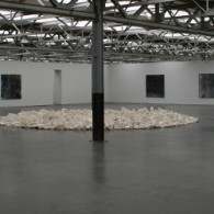 Sommige muziek heeft de kwaliteit de toeschouwer echt er in te zuigen. Je luistert een stuk en ineens ben je er onderdeel van. Niet zoals een film waar je in [&hellip;]