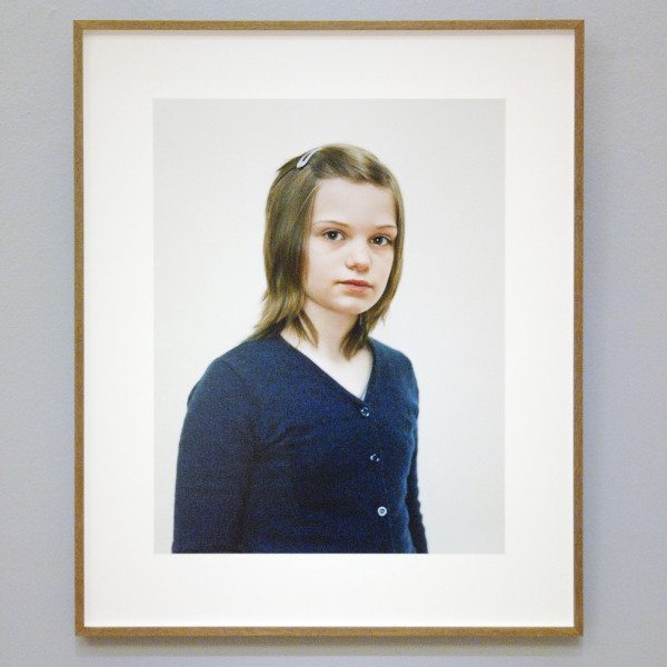 Rineke Dijkstra - Lucy, Amsterdam, 23 maart 2008 - Archival inkjetprint
