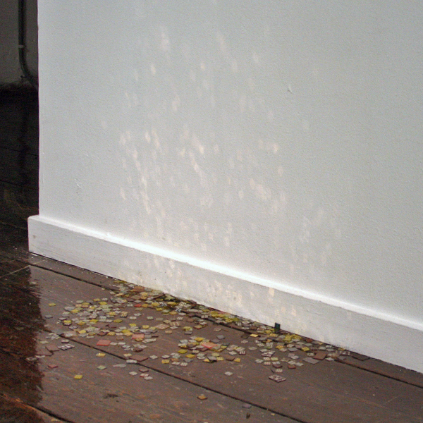 Roger Hiorns - Zonder Titel - Organische zonnecellen