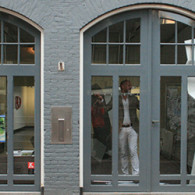 Afgelopen zaterdag opende het galerieseizoen in Amsterdam en deed ik een flink rondje tentoonstellingen bezoeken. Gisteren opende ik zelf met een tentoonstelling. Het was iets drukker dan verwacht en uiteindelijk [&hellip;]