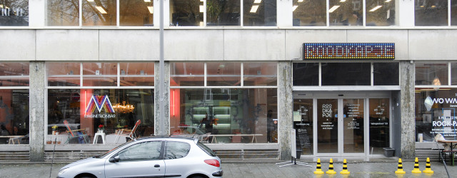 Technologie en kunst zijn enerzijds intrinsiek met elkaar verbonden. Kunstenaars zijn door de geschiedenis heen vaak degene die kijken of er met een bepaalde techniek meer mogelijk is dan op [&hellip;]