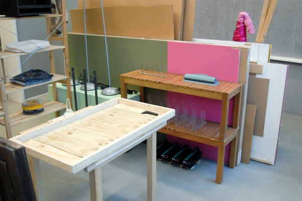 Sachi Myiachi - The collection of standby objects at Arti at Amicitae, Future pigment - Site specific