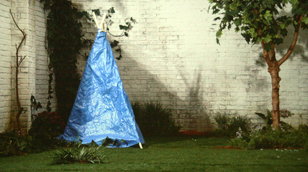 Sarah & Charles - Props for Drama, Suspension of Disbelief - 13minuten, HD Video met geluid