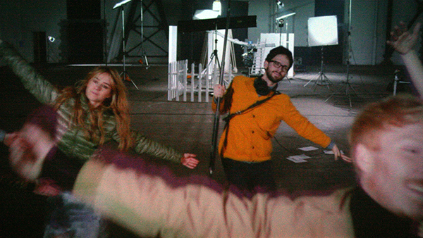 Sarah & Charles - Props for Drama, Suspension of Disbelief - 13minuten, HD Video met geluid