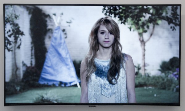 Sarah & Charles - Props for Drama, Suspension of Disbelief - 17,07minuten Full HD Video