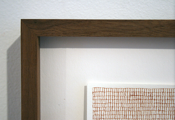 Sarah van der Lijn - Bloedraster - 15x21cm Bloed van de kunstenaar op bamboevezel (detail)