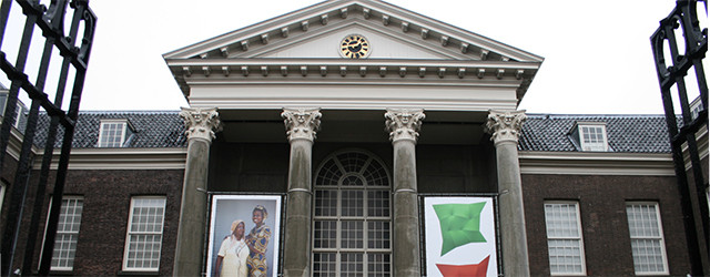 Ik zag het werk van Jan Maarten Voskuil (1964) voor het eerst op Art Rotterdam in 2010. Op dat moment zat ik in het derde jaar van de academie en ging toen [&hellip;]