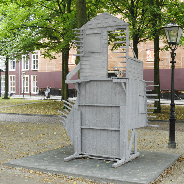 Stephanie Cherpin - Suburban Relapse - Houten huisje en pleister