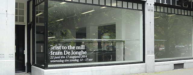 Eigenlijk zit alles in deze tentoonstelling die je bij een goede tentoonstelling wil zien. Allereerst hoop je dat de tentoonstelling in zijn geheel iets opmerkelijks laat zien wat je niet [&hellip;]