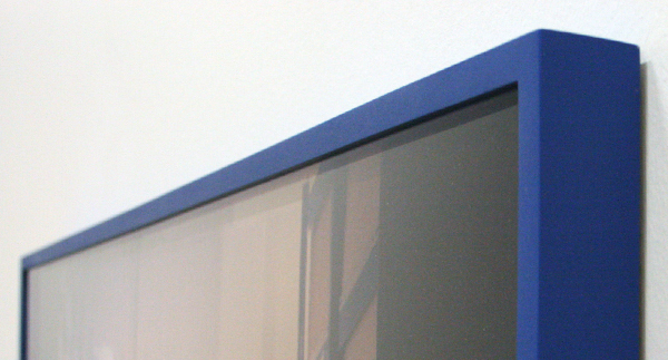 Susanne Kriemann - A Silent Crazy Jungle Under Glass (Black Box) - Lightjet op parelpapier (detail) Susanne Kriemann - A Silent Crazy Jungle Under Glass (Black Box) - Lightjet op parelpapier (detail)