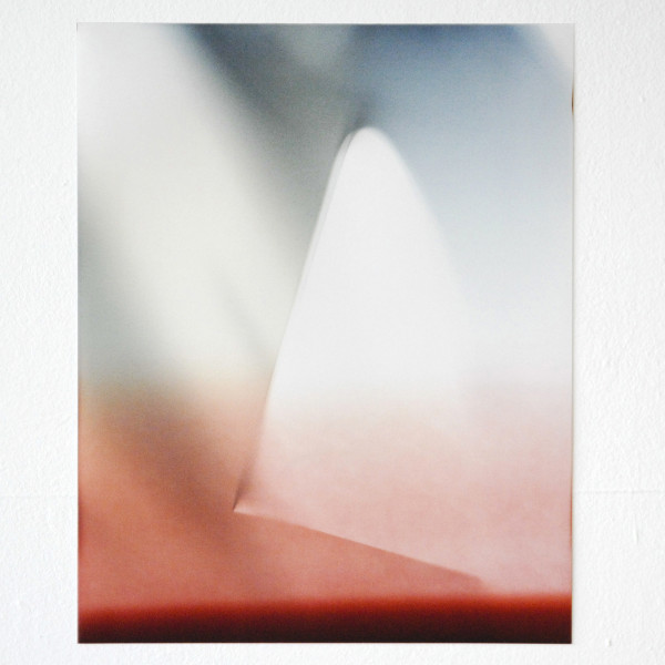 Tanya Long - Untitled (Roll from one corner) - 51x41cm Unieke analoge C-Print