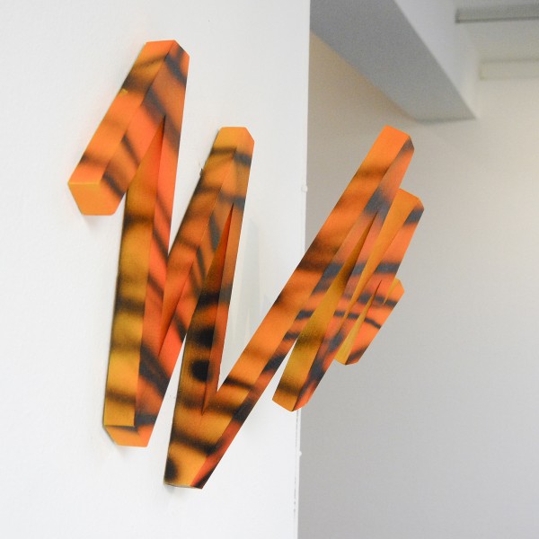 Tijl Orlando Fijns - Tiger Striped - Acrylinkt op grenen