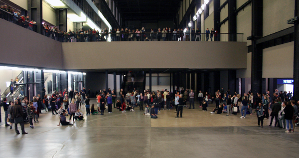 Tino Sehgal -These Associations - Performance Tino Sehgal -These Associations - Performance