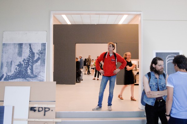 Tomorrow Never Knows Overzicht