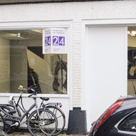 Marinus Boezem (1934), bekend als een van de grondleggers van de Nederlandse delegatie conceptuele kunst. Of je het goed vind of niet, zijn invloed op het Nederlandse kunstlandschap is onweerlegbaar [&hellip;]