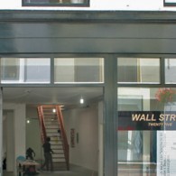 Op zaterdag opbouwen, vervolgens op zondag openen en weer inpakken. Tentoonstelling van 1 dag die dus gisteren te zien was bij Wallstreet Twenty Five, georganiseerd aan de hand van het [&hellip;]