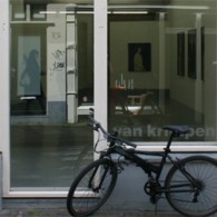 Twee jaar geleden studeerde ze af in Den Haag aan KABK en viel toen bij de fotografie afdeling op. Iets later zag ik haar werk bij Best of Graduates bij [&hellip;]