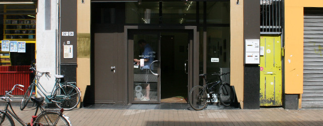 Ik was onlangs in Groningen voor de afstudeer expositie en bezocht net als het jaar ervoor en daarvoor ook galerie van Tsjalling Venema. De kracht van zijn galerie zit hem blijkbaar toch in [&hellip;]