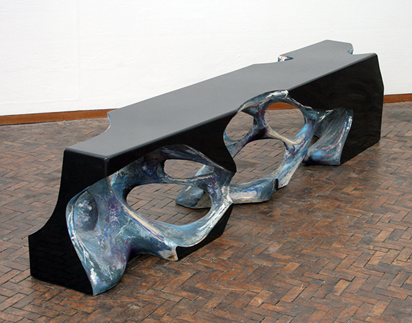 Wolfgang Flad - Ground - 56x42x255cm Hout, papier-mache, lak en verf