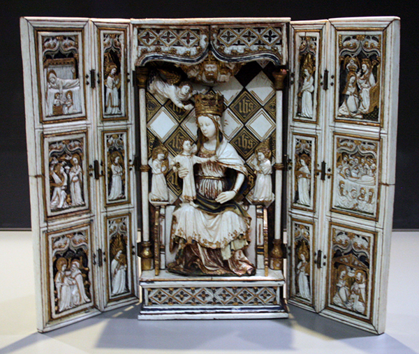 Zuidelijke Nederlanden - Maria-retabel - Ivoor, been, hout met oude polychromie en vergulding Zuidelijke Nederlanden - Maria-retabel - Ivoor, been, hout met oude polychromie en vergulding